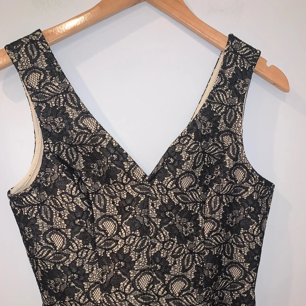 Blue Rain Black & Ivory Lace Dress Size Medium